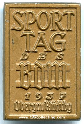 ABZEICHEN zum Sporttag des BDM 1937 im Obergau...