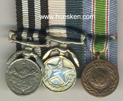 MINIATURSPANGE mit 3 x 16mm Medaillen: Durjama-Medaille...