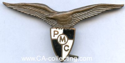 UNBEKANNTES ABZEICHEN 'PMC' UM 1930 Fliegender Adler mit...