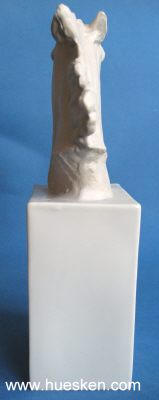 Photo 3 : ALBERT HUSSMANN -  'HANNIBAL' Porzellanskulptur (Preis...