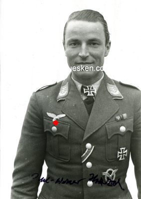 HOZZEL, Paul-Werner. Oberstleutnant der Luftwaffe,...
