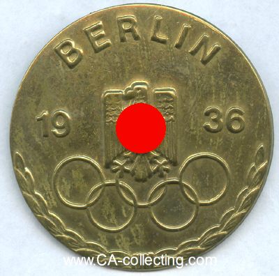 GEPRÄGTE MESSINGBROSCHE 'BERLIN 1936' mit...