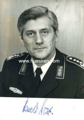 WUST, Harald. General der Bundesluftwaffe und 6....