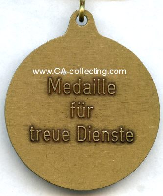 Foto 2 : BRANDENBURG. Medaille der Freiwilligen Feuerwehr für...