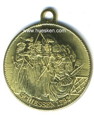 Photo 2 : DEUTSCHER SPORTBUND. Tragbare Medaille 'Für...