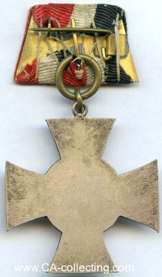 Foto 2 : SERKENRODE. Kreuz des Kriegerverein Serkenrode um 1900....