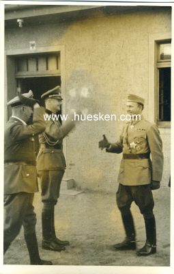 PHOTO 18x11cm um 1941: die Adjutanten Gerhard Engel und...