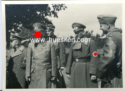 HOFFMANN-PHOTO 8x12cm um 14941: Hitler mit einem...