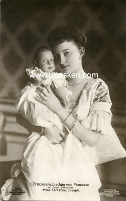 PHOTO-POSTKARTE Prinzessin Joachim von Preussen mit ihrem...