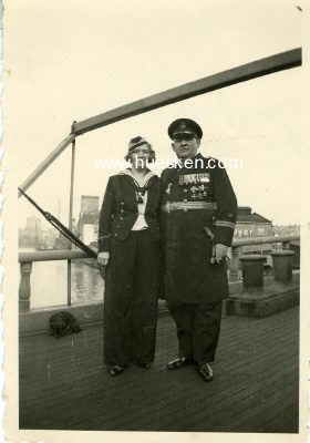 SCHNAPPSCHUSS-PHOTO 9x6cm: Kapitänleutnant Julius...
