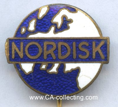 NORDISK. Firmenabzeichen 1960er-Jahre. Bronze vergoldet...