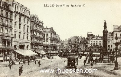 POSTKARTE LILLE. 'Grand` Place-les Cafes'.