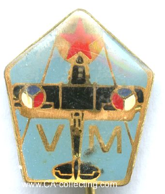 AERO VODOCHODY (VM). Abzeichen 1970er-Jahre. Messing...