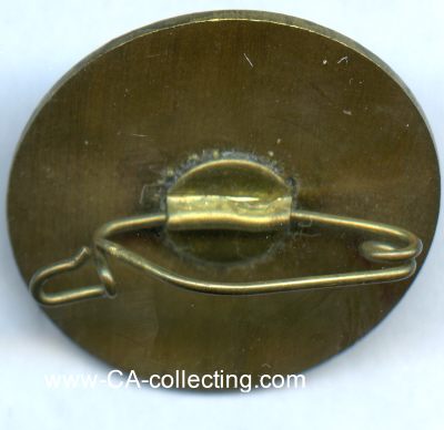Foto 2 : NIEDERLANDSCHE IJSHOCKEY-BOND. Verbandsabzeichen. Bronze...