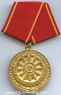 GOLDEN MEDAL FOR 20 YEARS FAITHFUL SERVICE.