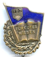 BADGE FOR GOOD KNOWLEDGE IN SILVER.