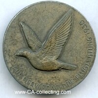 MEDAL FOR SERVICE TO RACING PIGEON 1935