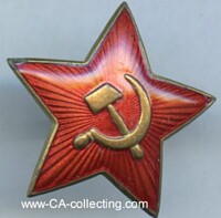 ENAMEL SOVIET CAP STAR FOR OFFICER ABOUT 1940.