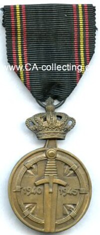 MEDAL OF PRISONERS OF WAR 1940-1945 WITH CROWN.