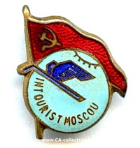 MOSCOW INTOURIST GUIDE BADGE.
