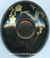 ANTIQUE JAPANESE LACQUER SAKE CUP.