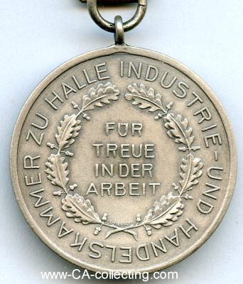 Photo 2 : HALLE/SAALE. Medaille für Treue in der Arbeit der...