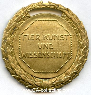 Photo 2 : MEDAILLE FÜR KUNST UND WISSENSCHAFT IN GOLD MIT...