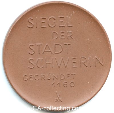 Photo 2 : SCHWERIN. Medaille 'Siegel der Stadt Schwerin'. Ritter zu...