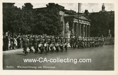 PHOTO-POSTKARTE um 1939 'Berlin - Wacheablösung am...