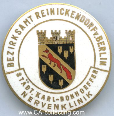 REINICKENDORF (BERLIN). Schwesternbrosche 'Bezirksamt...