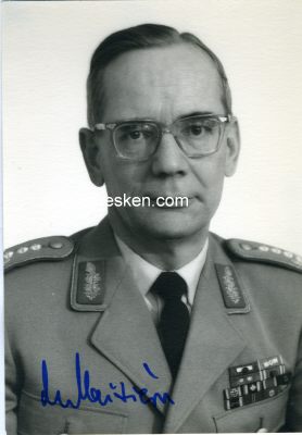 MAIZIERE, Ulrich de. General und 4. Generalinspekteur der...