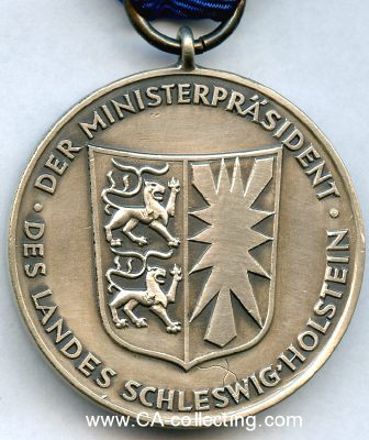 Foto 2 : SCHLESWIG-HOLSTEIN. Silberne Medaille für zum...