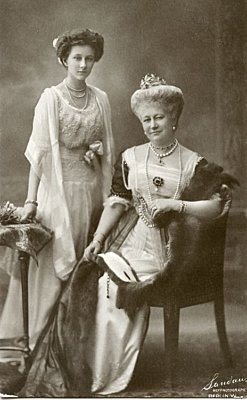 PHOTO-POSTKARTE Prinzessin Victoria Luise mit Kaiserin...