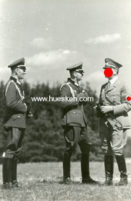 PHOTO 15x10cm um 1940: Hitler mit Gerhard Engel und einem...