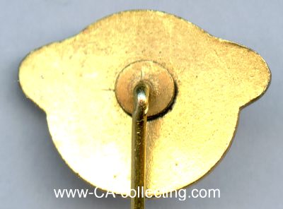 Photo 2 : EURO-SPORTRING. Abzeichen 1960er-Jahre. Bronze vergoldet...