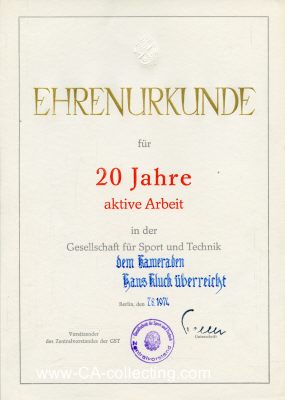 EHRENURKUNDE für 20 Jahre aktive Arbeit, Berlin 7....