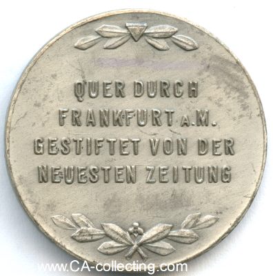 Photo 2 : FRANKFURT/MAIN. Versilberte Bronzemedaille um 1930 (von...