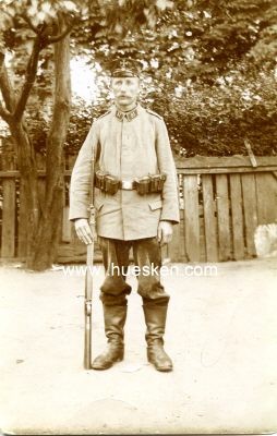 PHOTO 14x9cm: Feldgrauer Landwehr-Soldat stehend, mit...