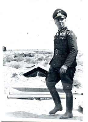 ROMMEL, ERWIN Photo 14x10cm: Rommel vor Zeltlager in der...