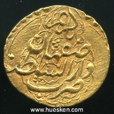 Photo 2 : 1/4 MOHUR AH 1163-1193 Karim Schah Khan (1753-1779)....