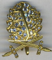 GOLDEN OAKLEAVES WITH DIAMOND TO KNIGHT´S CROSS