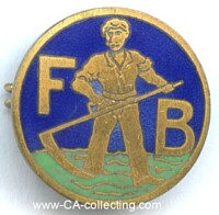 UNKNOWN  BADGE 