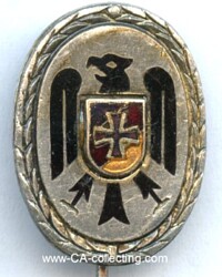 UNKNOWN  BADGE.